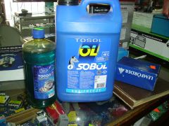 Тосол чи антифриз