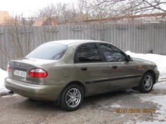 DAEWOO Lanos (2005).JPG
