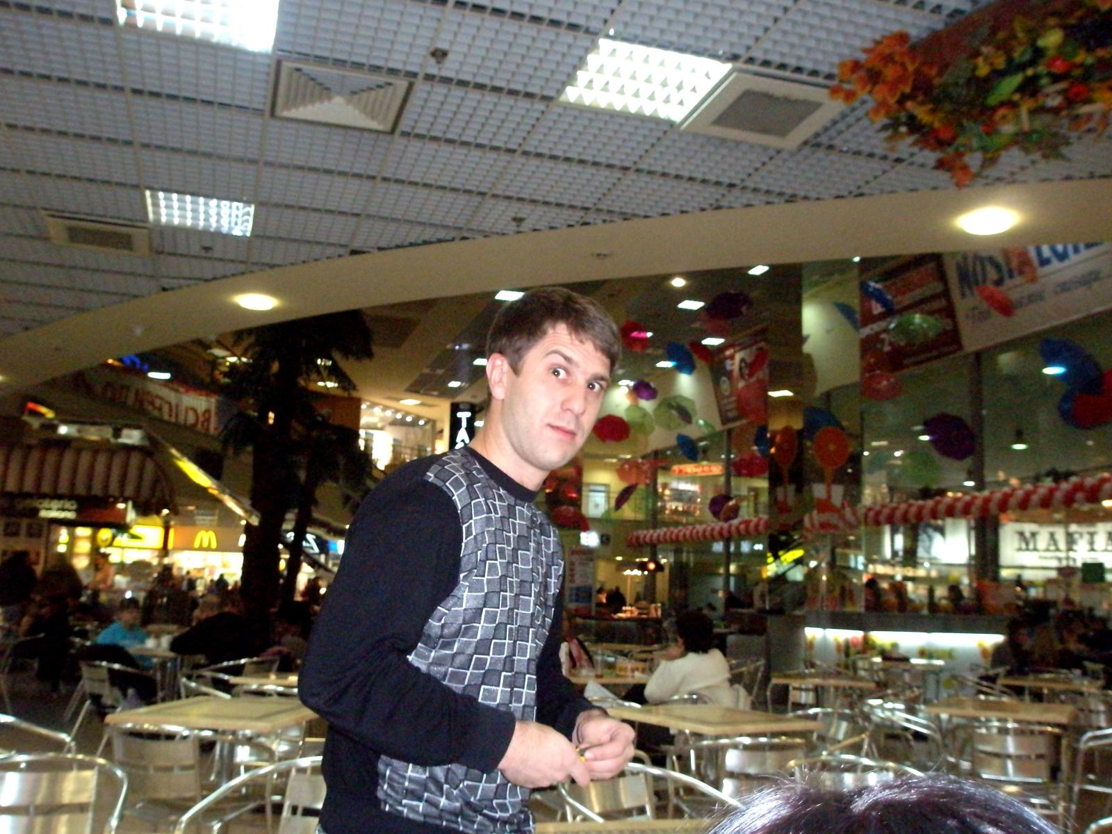 002.JPG