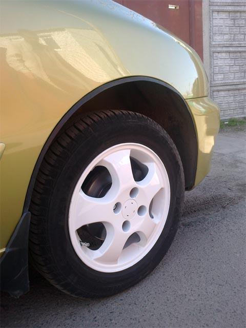white disk.jpg