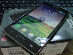 LG P700