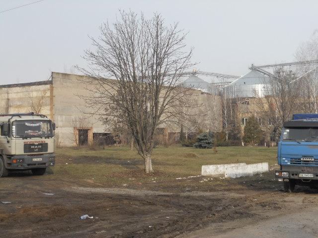 Ангар снаружи