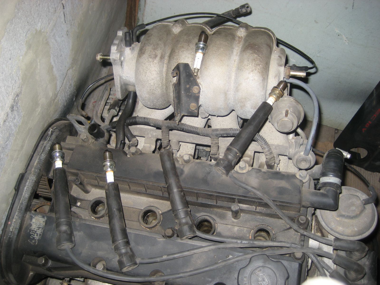 Двиг 1,5 16V