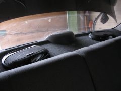 Дінаміки в задній полці без проставок
