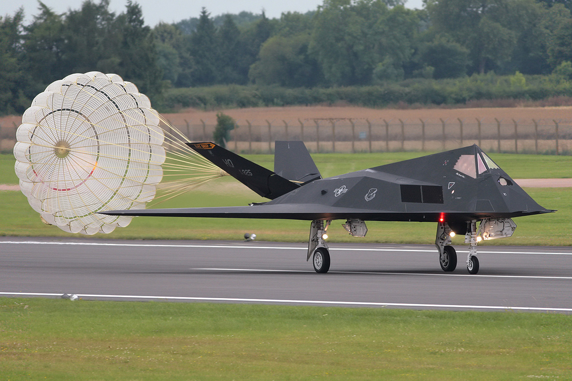 010-F-117A-Nighthawk-2007.jpg