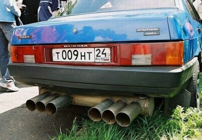 1268683508_crazy_russian_cars_39.jpg