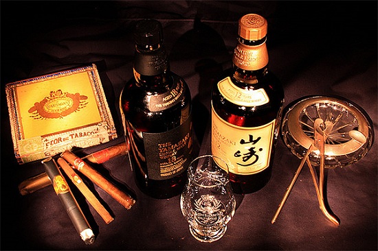 1354298960_podarok_muzgchine_na_noviy_go