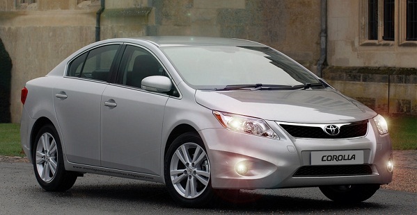 2013-Toyota-Corolla-in-Central-Florida.jpg