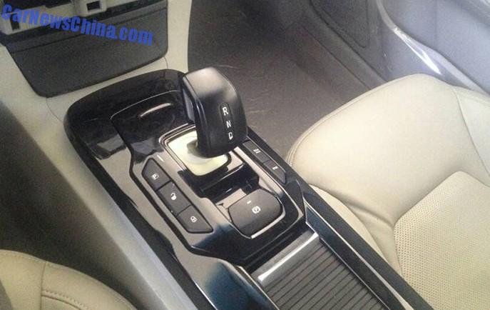 geely-emgrand-ec7-hybrid-5.jpg?3b149d