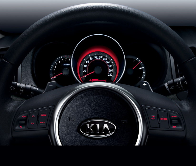kia_cerato_26984.jpg