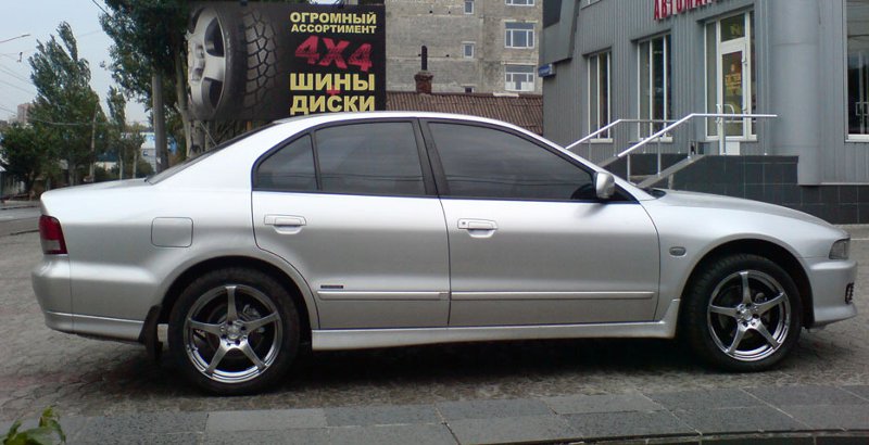 kr210hpb_mitsubishi-2_800.jpg