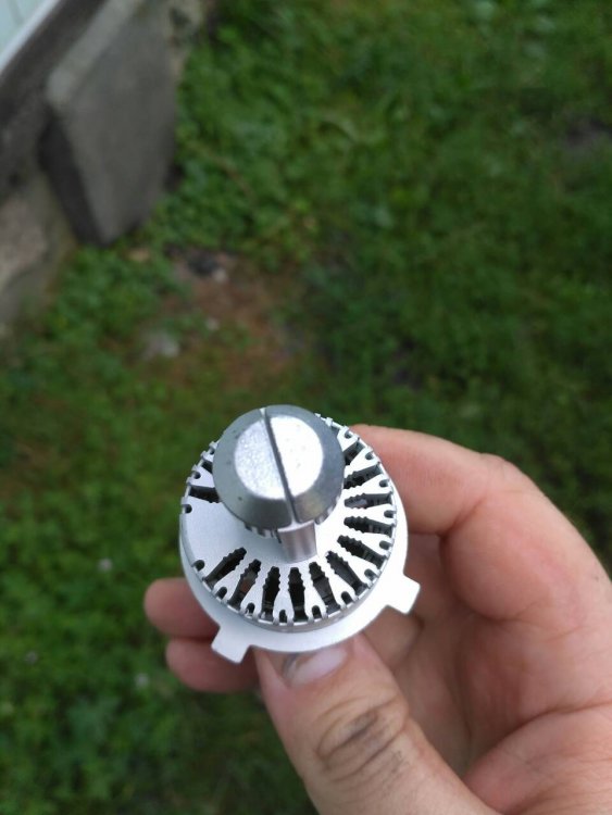 led2.jpg