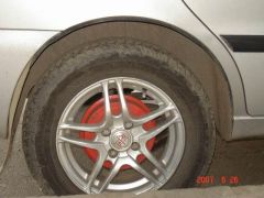 Приподнял авто, пружины BMW E-30 (кузов)