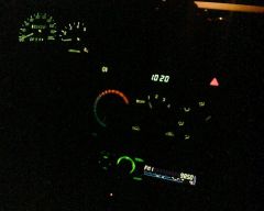 Ночью так смотрится.