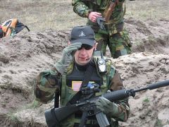 На тренировке по страйкболу