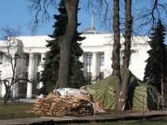 Две стороны одной жизни, каждому свое...