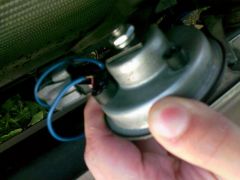 close-up подключения сигнальных проводов на родной гудок