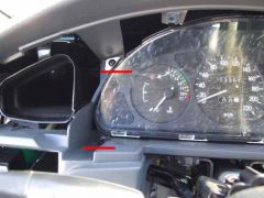 Винты крепления панели приборов