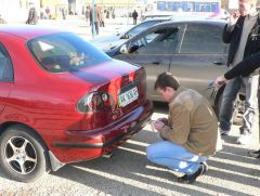 Наклеивание клубной наклейки Машулиному Sens'у