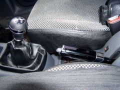 Новая рукоятка передач, накладка на ручной тормоз и кнопка переключения режима ЭБУ