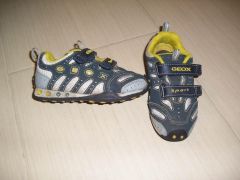 кросовки geox