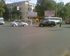 Аварія 27.08.07 на перехресті Фрунзе - Шевченка