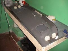 клеим на панель задней полки шумоизоляцию сплен